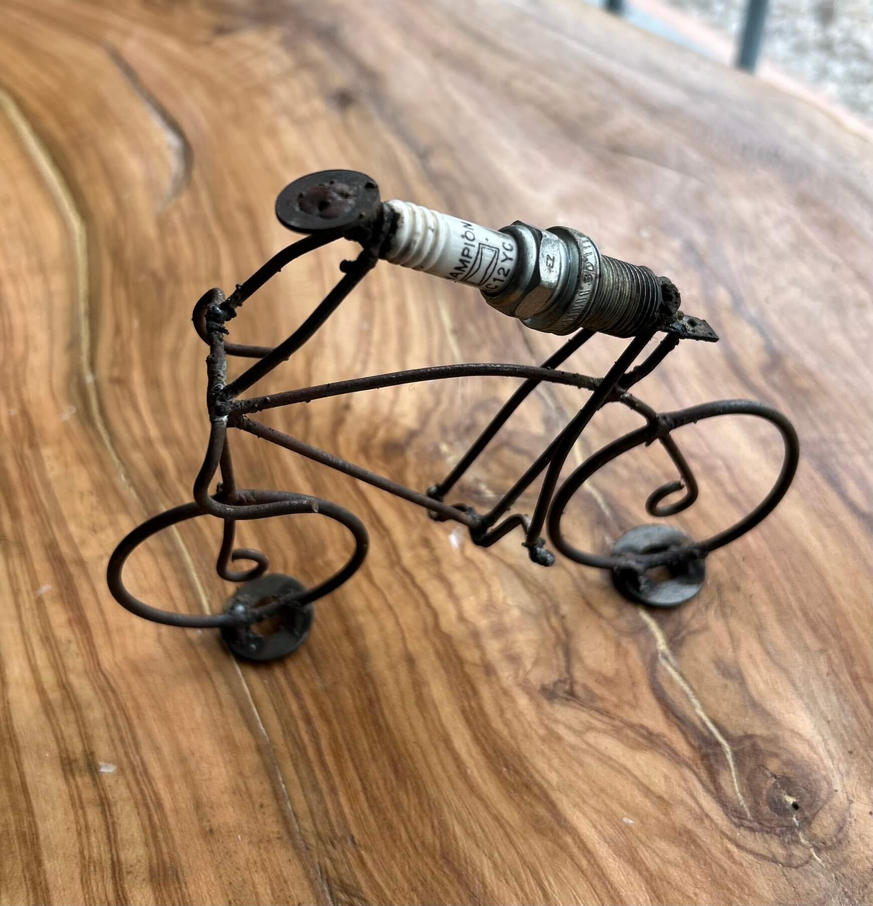 MINIATURAS EN METAL - Serie Deportes (Ciclista)